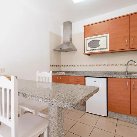 Fayna Puerto del Carmen (Lanzarote)